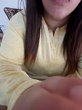 Madam-bezoul-'s cam snapshot