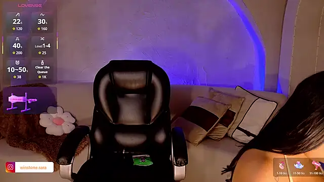 SaraWinstone_'s cam snapshot