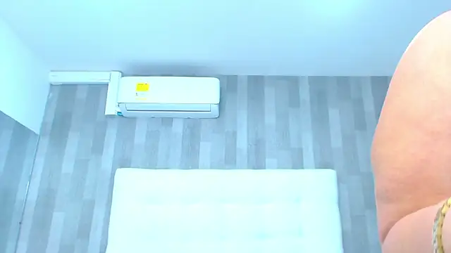 LeahMillerr's cam snapshot