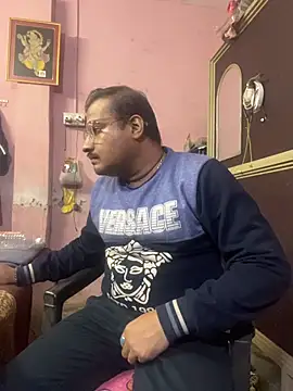 Saxymood1111's cam snapshot