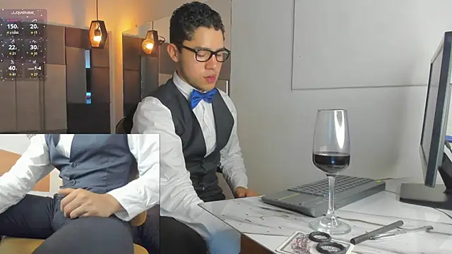 LiamNovak live sex cam