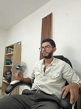 Milosky000 live sex cam