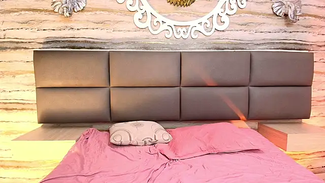 Little_Mayy's cam snapshot