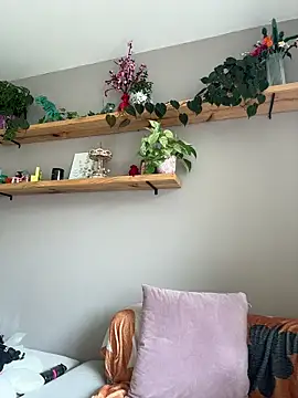 SugarTroubl33 live sex cam