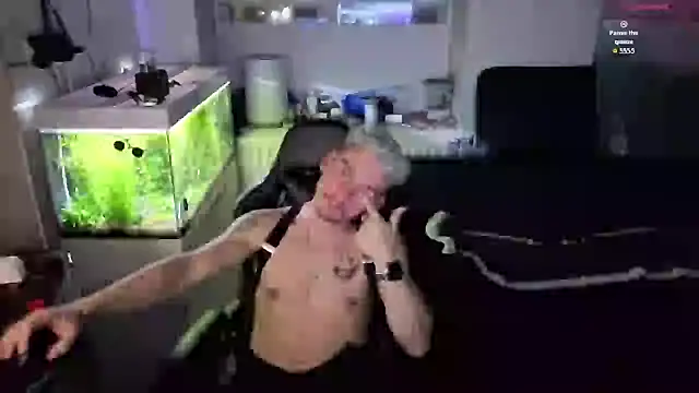 Rayzel_White's cam snapshot