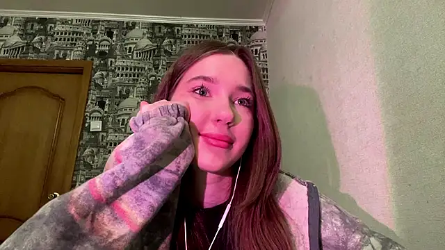 InnateFlies's cam snapshot