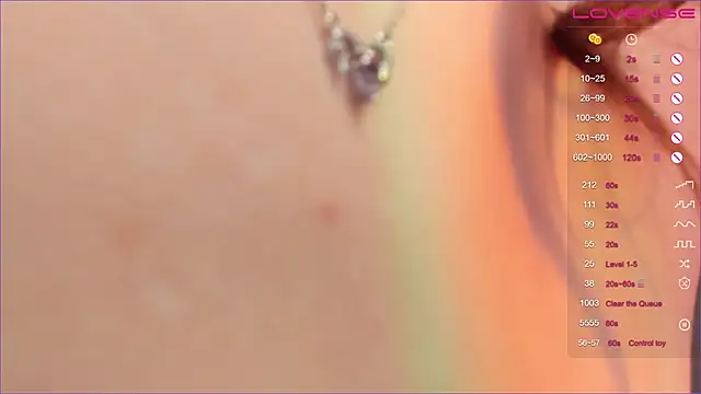 Frau_Lina's cam snapshot