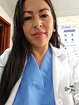 JustSamantha_'s cam snapshot