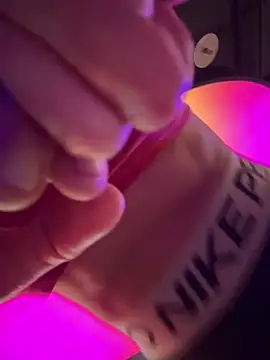 F3ckd0lllucy's cam snapshot