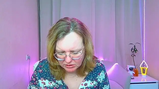 VestaWoody's cam snapshot