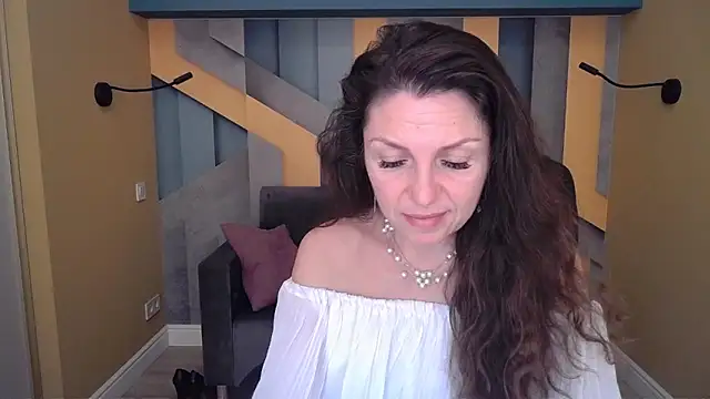 EllaLong's cam snapshot