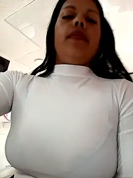 _andrea30's cam snapshot