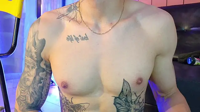 french_sexx's cam snapshot