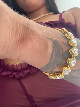 ThamaraGen_'s cam snapshot