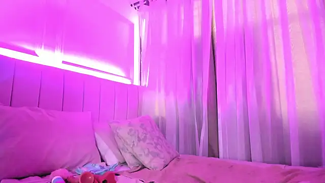 Dakota-bluu's cam snapshot