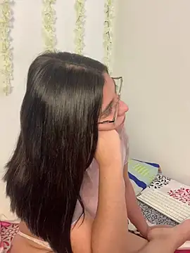 Velma_star live sex cam