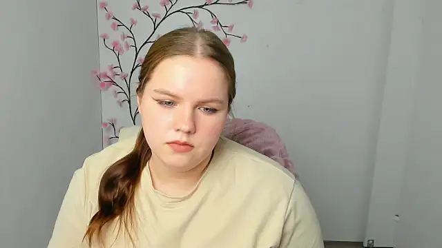 Kitty_Mia_Kitty live sex cam