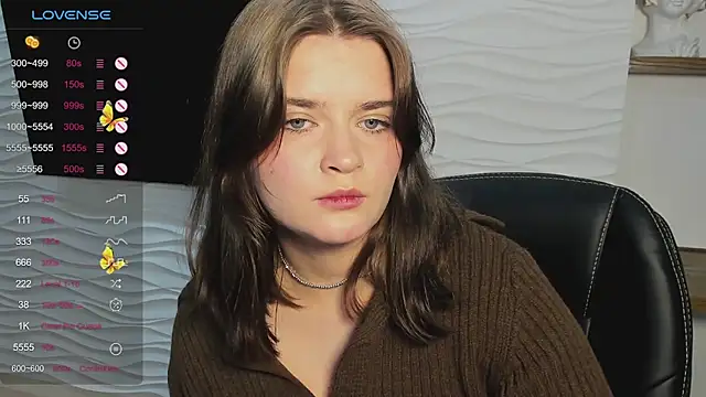 LanaTreades live sex cam