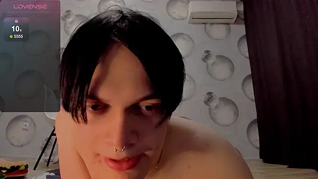 _horny44un_'s cam snapshot