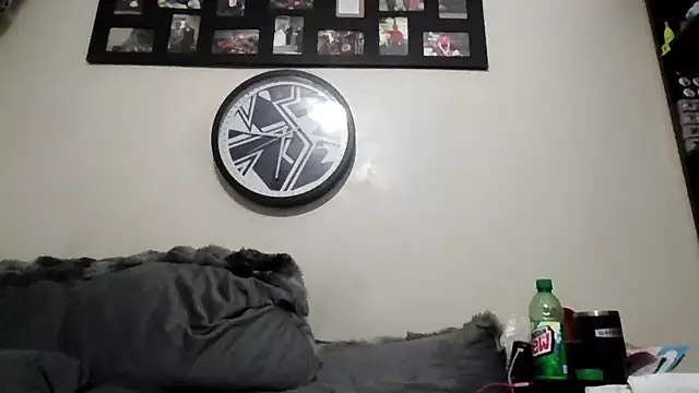 tinytea2026's cam snapshot