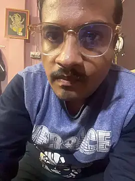 Saxymood1111 live sex cam