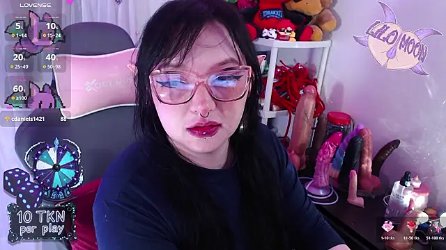 LiloMoon69 live sex cam