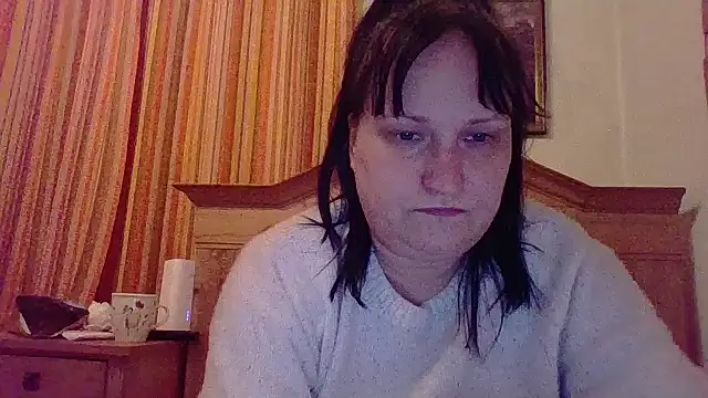 _squirty_cum_lady_'s cam snapshot