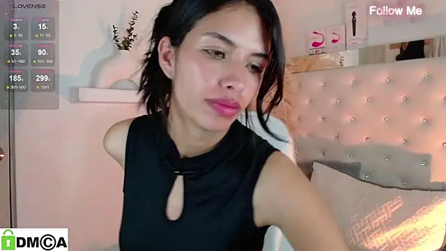 zoe_sexy_latin_19's cam snapshot