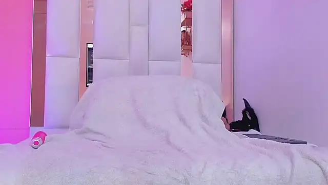 Cameron_naughty's cam snapshot