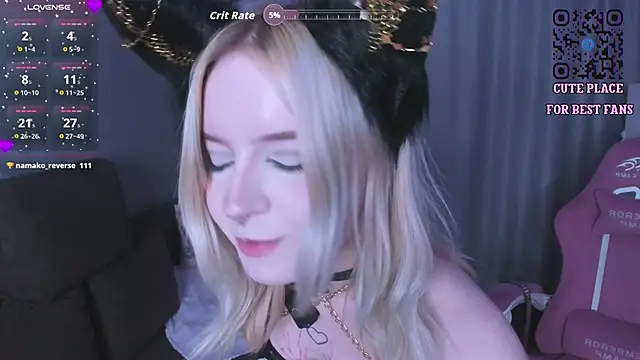 godlikegirlyy's cam snapshot