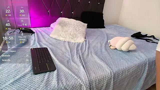 Ruby_Whispers's cam snapshot