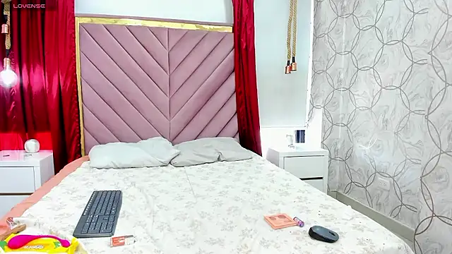 CandySays's cam snapshot