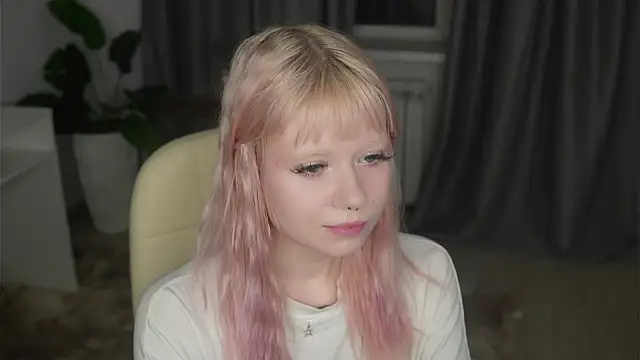 NoelMccrimmon's cam snapshot