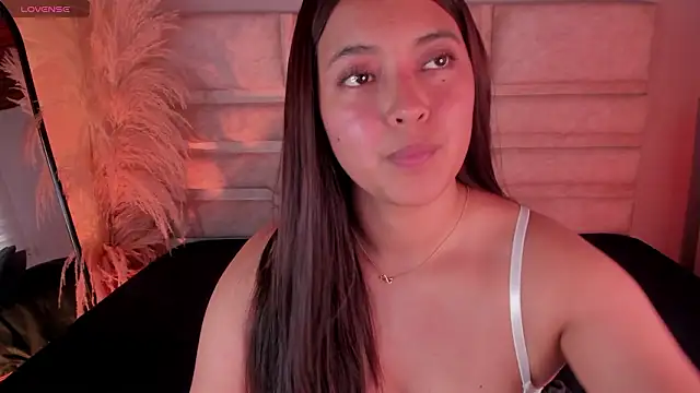 Rebeca_Williams_'s cam snapshot