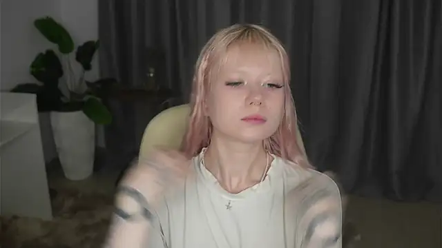 NoelMccrimmon's cam snapshot