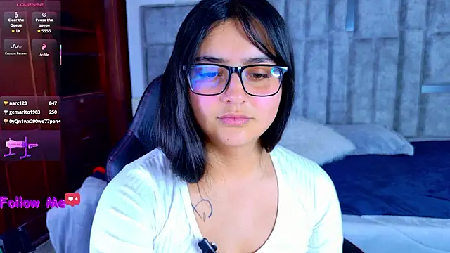 scarlleth_'s cam snapshot