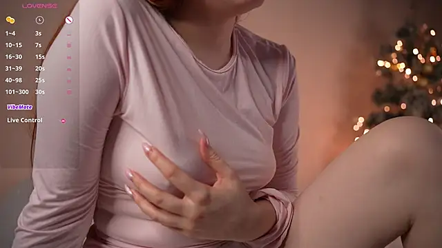 VelvetLinaRoom's cam snapshot