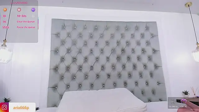 aria_paul's cam snapshot