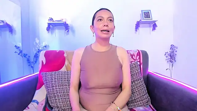 karlaaa__'s cam snapshot