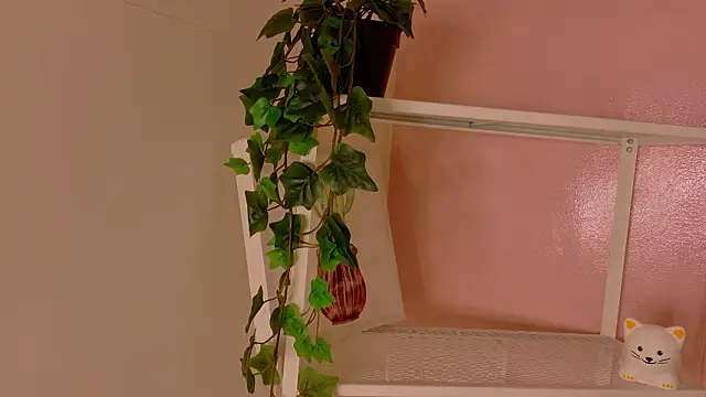 Annavic__'s cam snapshot