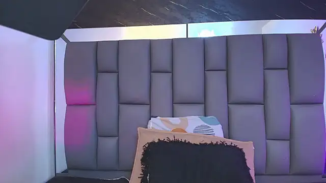 _MiaBrown_ live sex cam