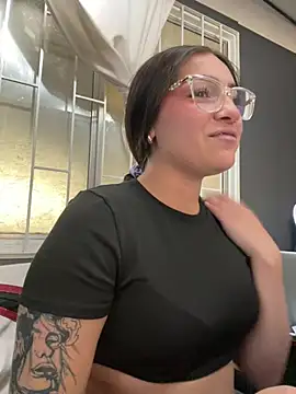 Alyha_Cortes live sex cam