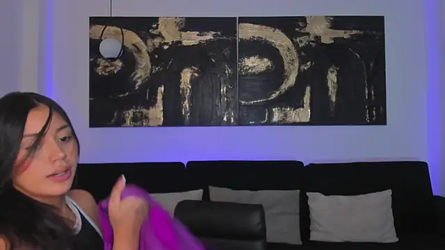 AmbarJames_'s cam snapshot