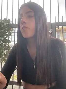 ElectraPink_'s cam snapshot