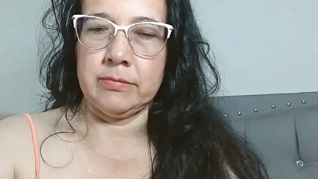 maturepriscila's cam snapshot