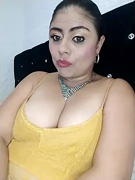 ElizabethWeil's cam snapshot