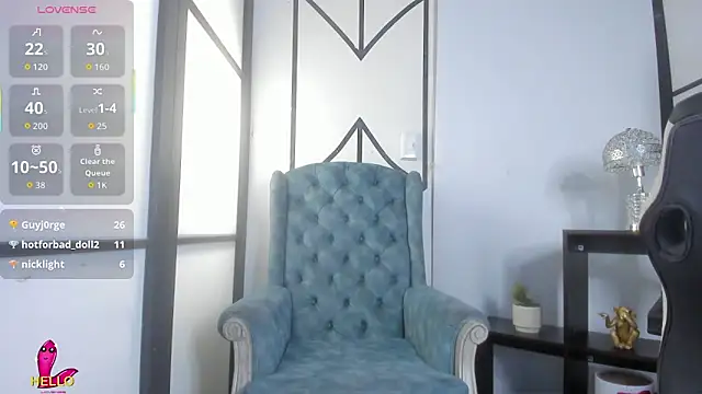 CatalinaMartinezz_'s cam snapshot