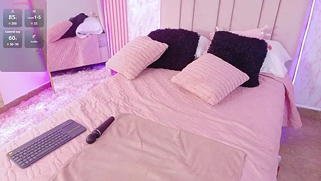 Hanaa_rosse's cam snapshot