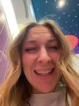 Sweet___Emily's cam snapshot