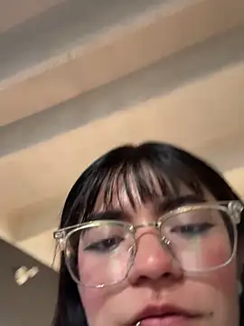 AngieRousse_'s cam snapshot